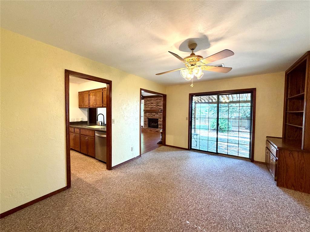 2914 Lacey Drive Property Photo 11