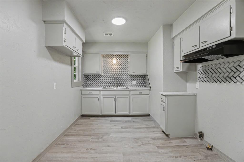 4008 Crabtree Cove Property Photo 6