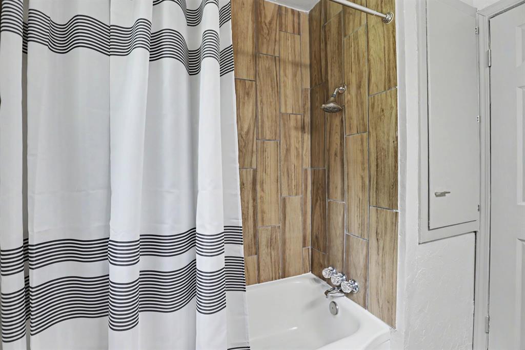 4008 Crabtree Cove Property Photo 14