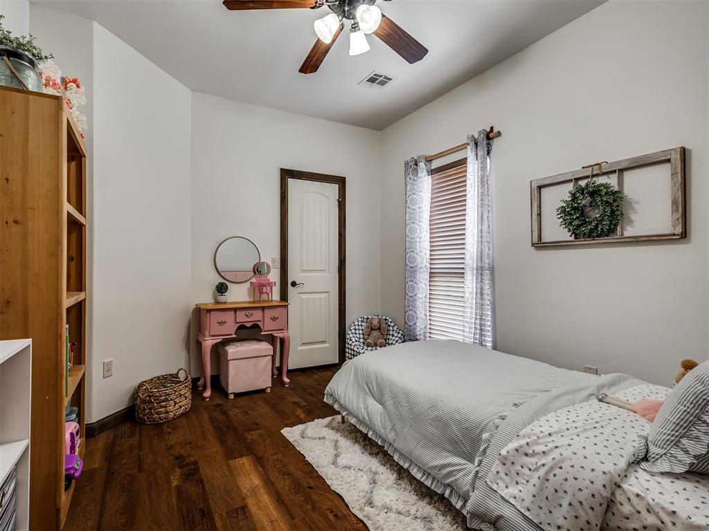 1296 Meadow View Drive Property Photo 27