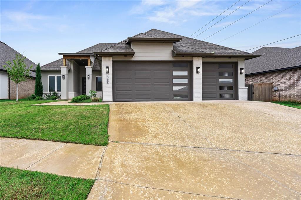 15805 Capri Lane Property Photo 1