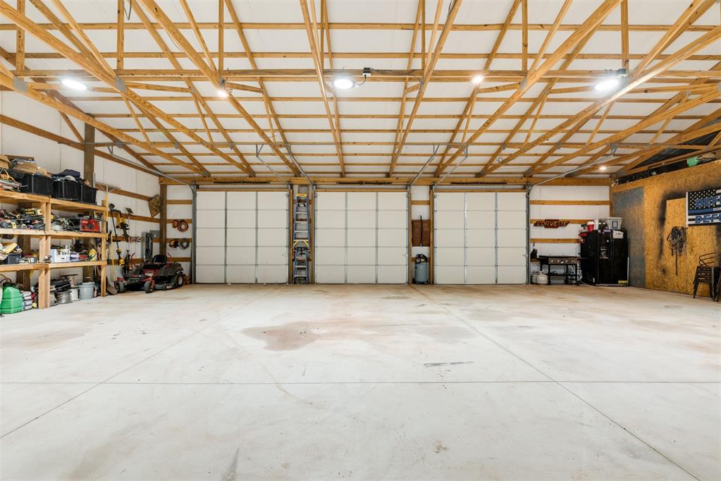 5250 Crystal Lake Drive Property Photo 17