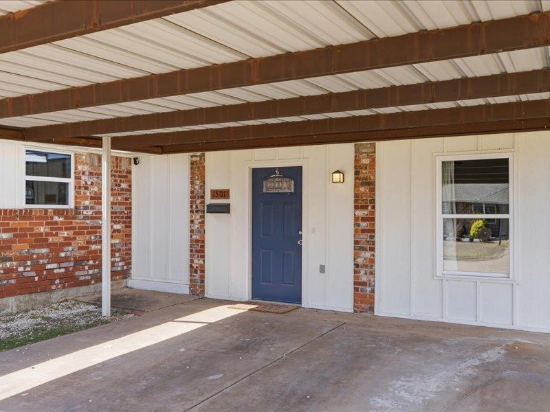 1501 Lawton Avenue Property Photo 3