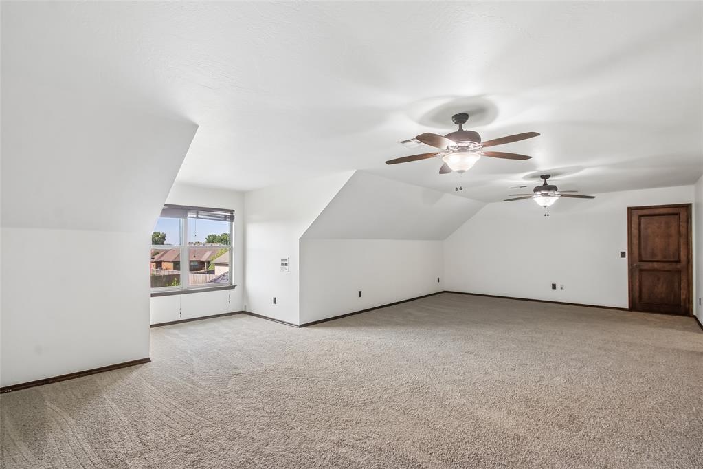 1028 Skyline Boulevard Property Photo 27