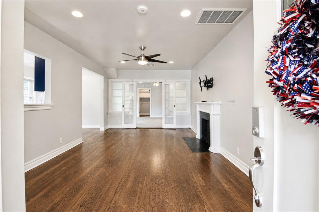 2404 Cashion Place Property Photo 6