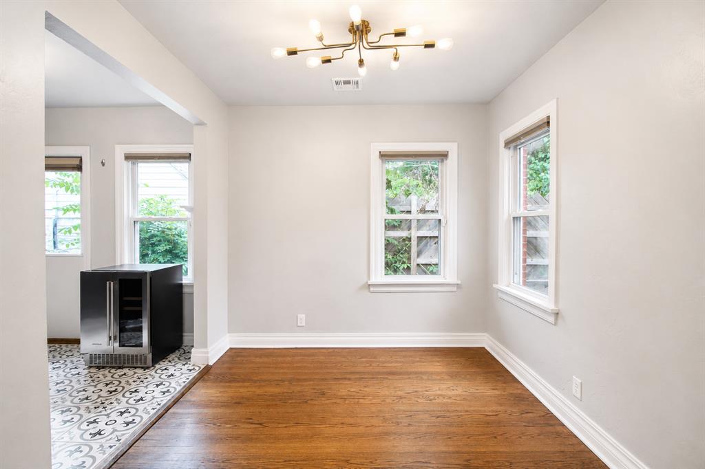 2404 Cashion Place Property Photo 10