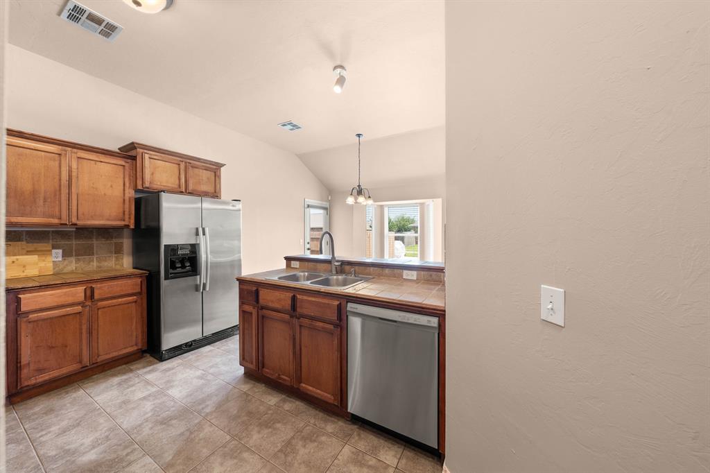 21201 River Lark Lane Property Photo 9