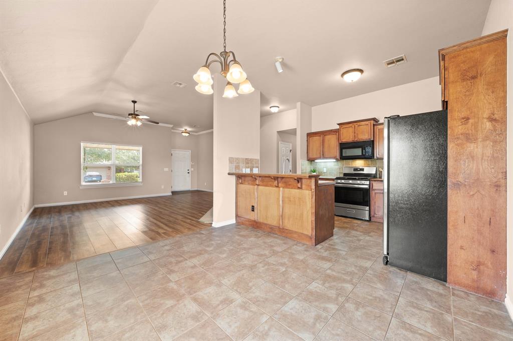 21201 River Lark Lane Property Photo 10