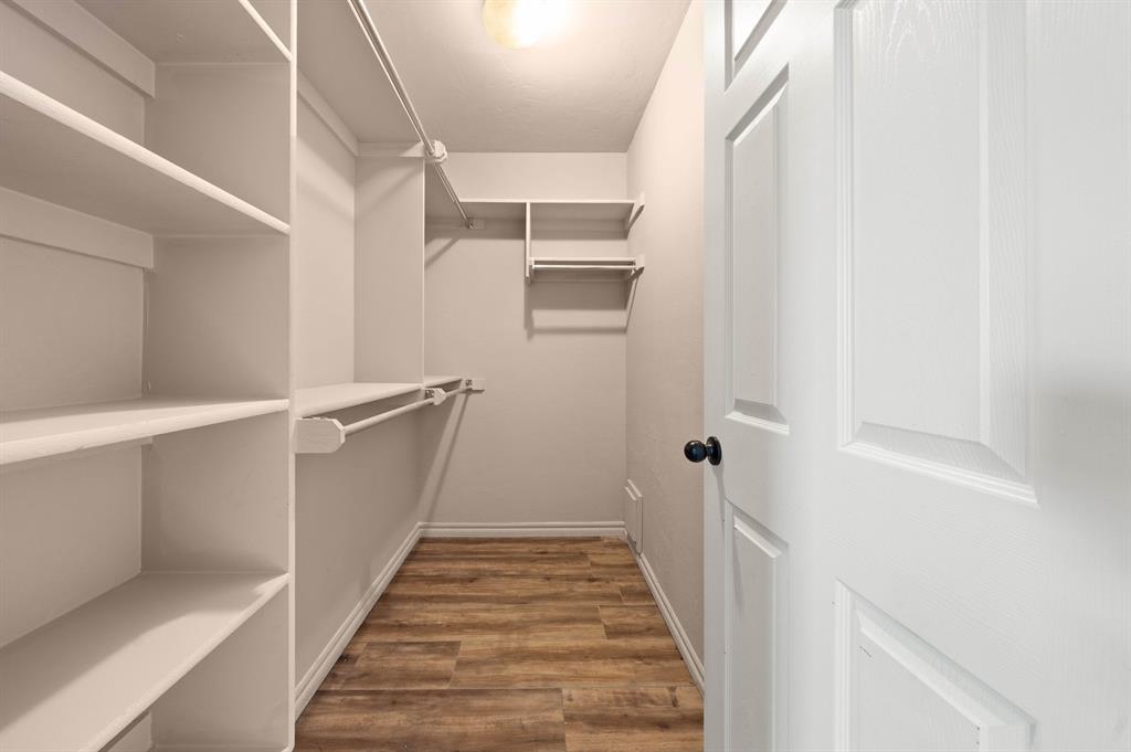 21201 River Lark Lane Property Photo 18