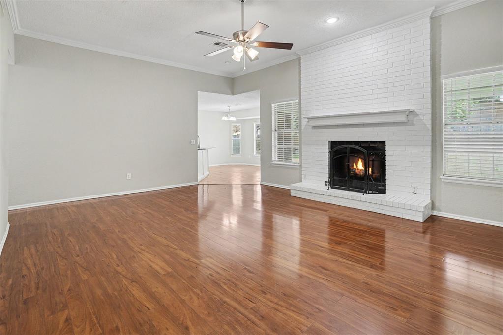 10109 S Hillcrest Drive Property Photo 3