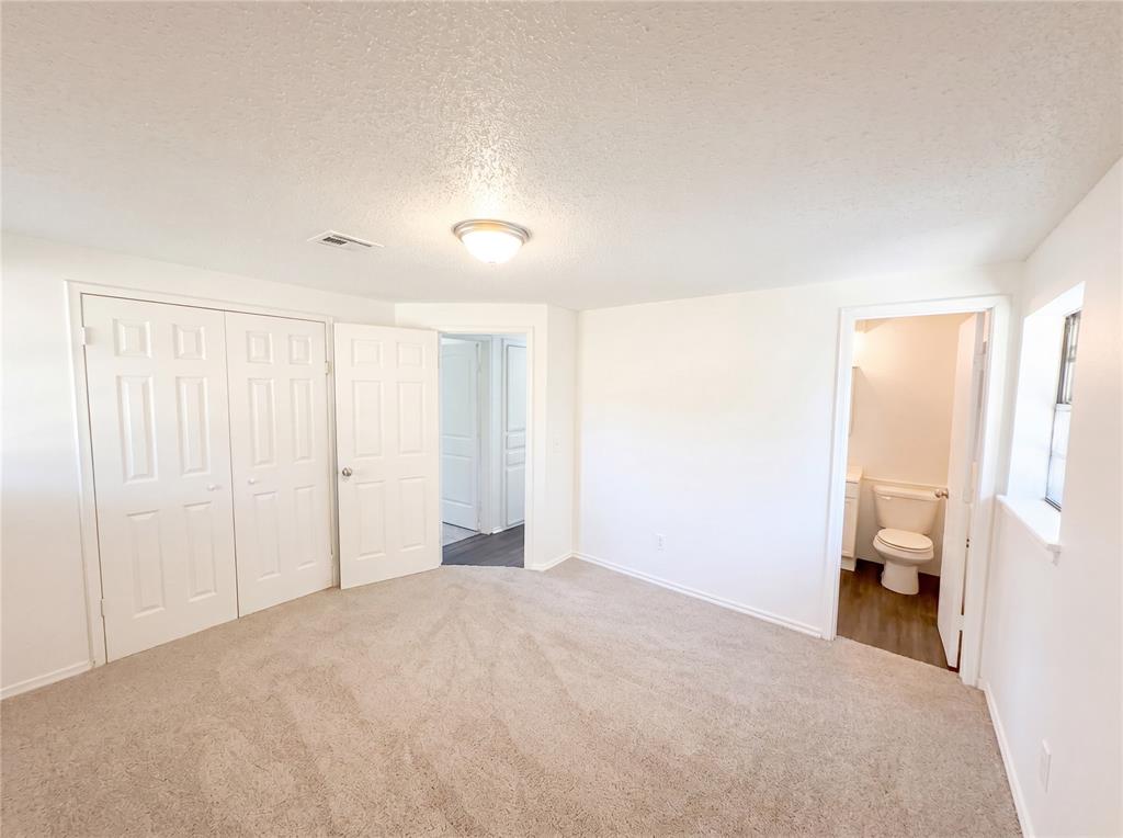7629 Nw 14th Street Property Photo 4
