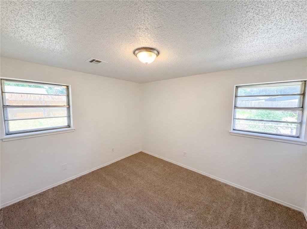7629 Nw 14th Street Property Photo 10