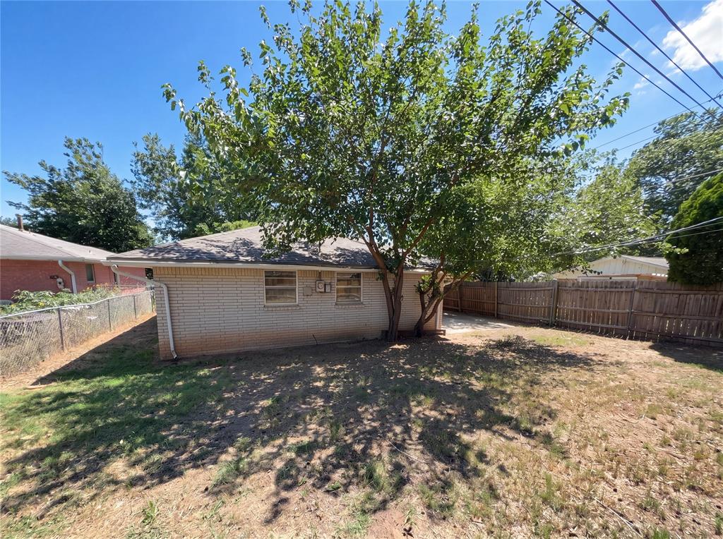7629 Nw 14th Street Property Photo 18
