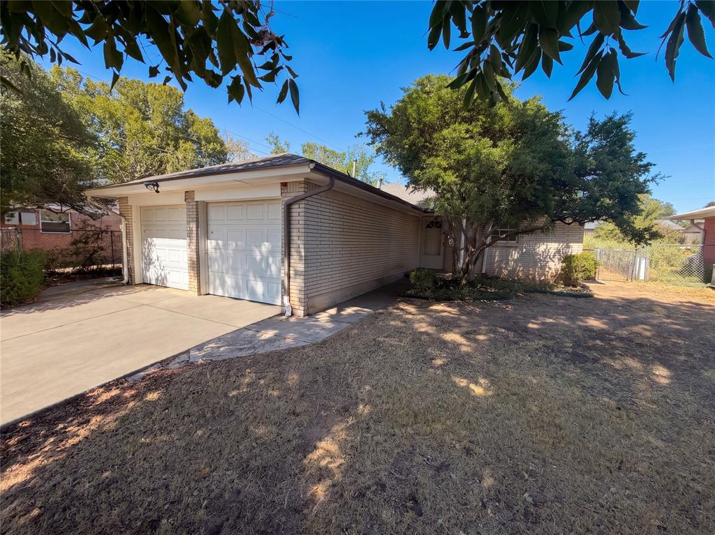 7629 Nw 14th Street Property Photo 25