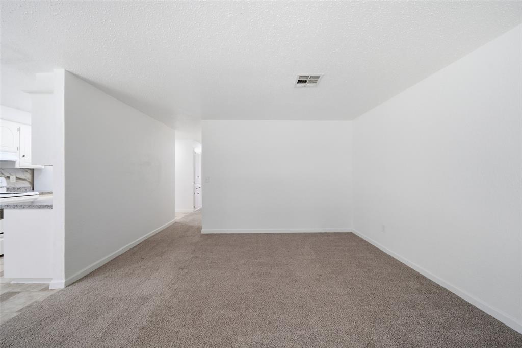 5421 S Huddleston Drive Property Photo 9