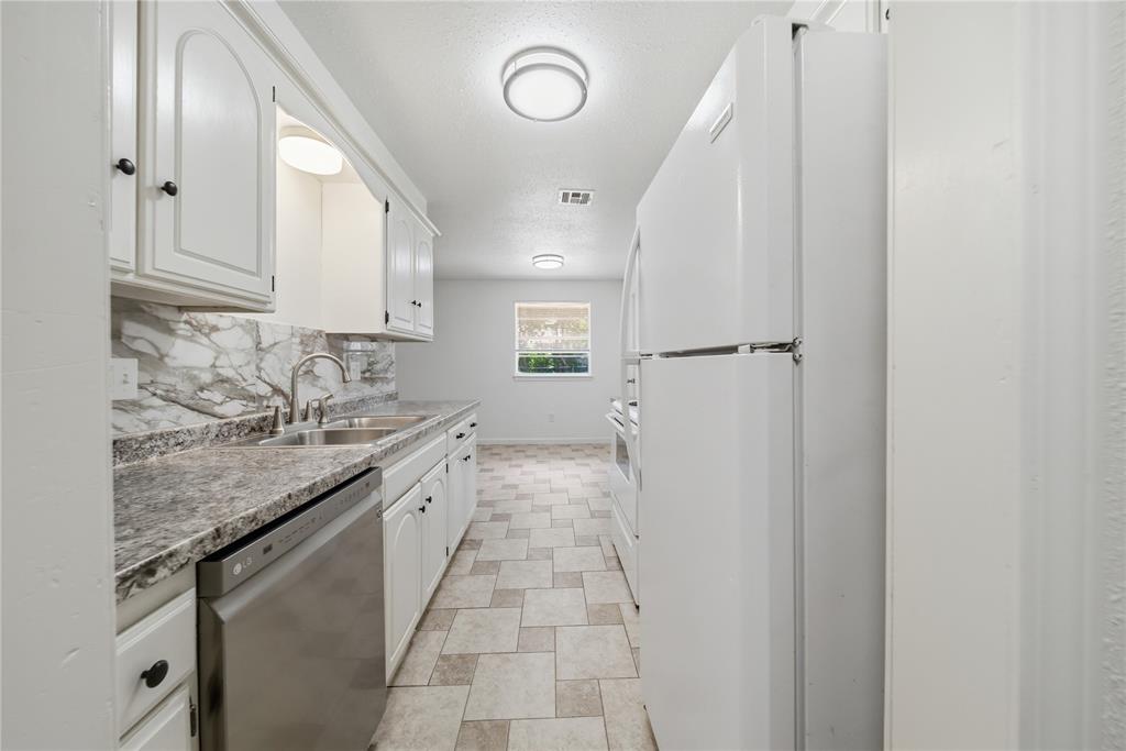 5421 S Huddleston Drive Property Photo 15