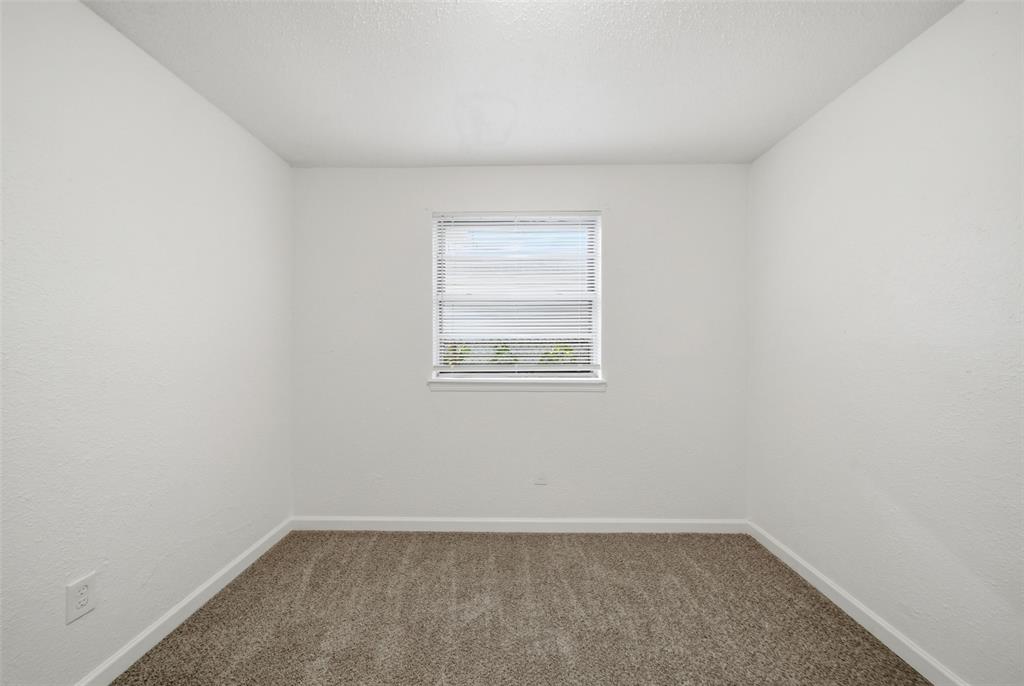 5421 S Huddleston Drive Property Photo 17