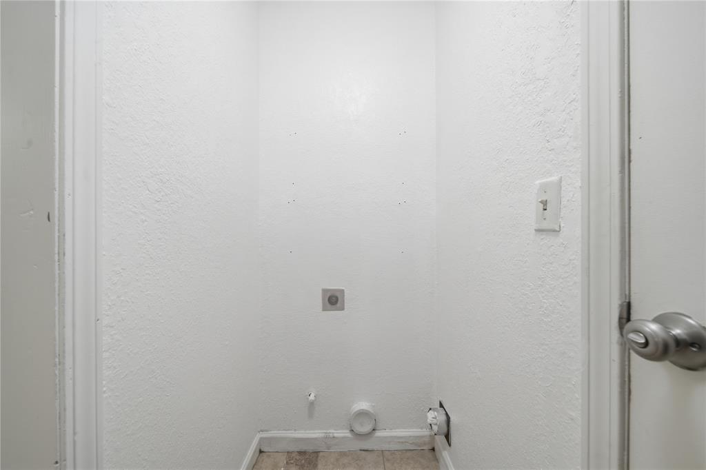 5421 S Huddleston Drive Property Photo 29