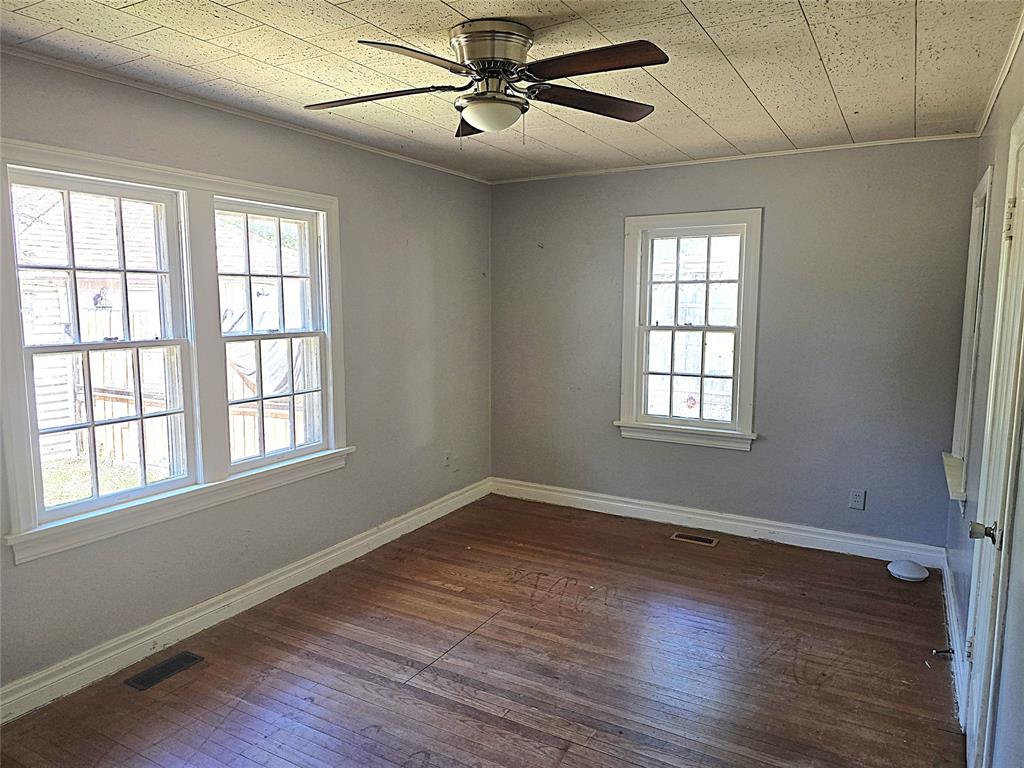 1913 Nw 32nd Street Property Photo 2