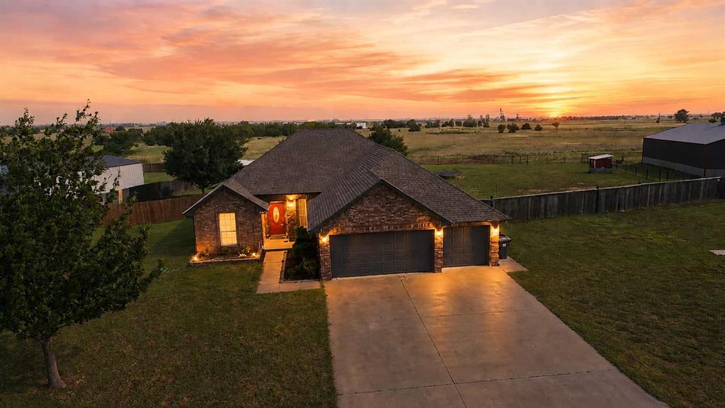 6109 Callahan Way Property Photo 1
