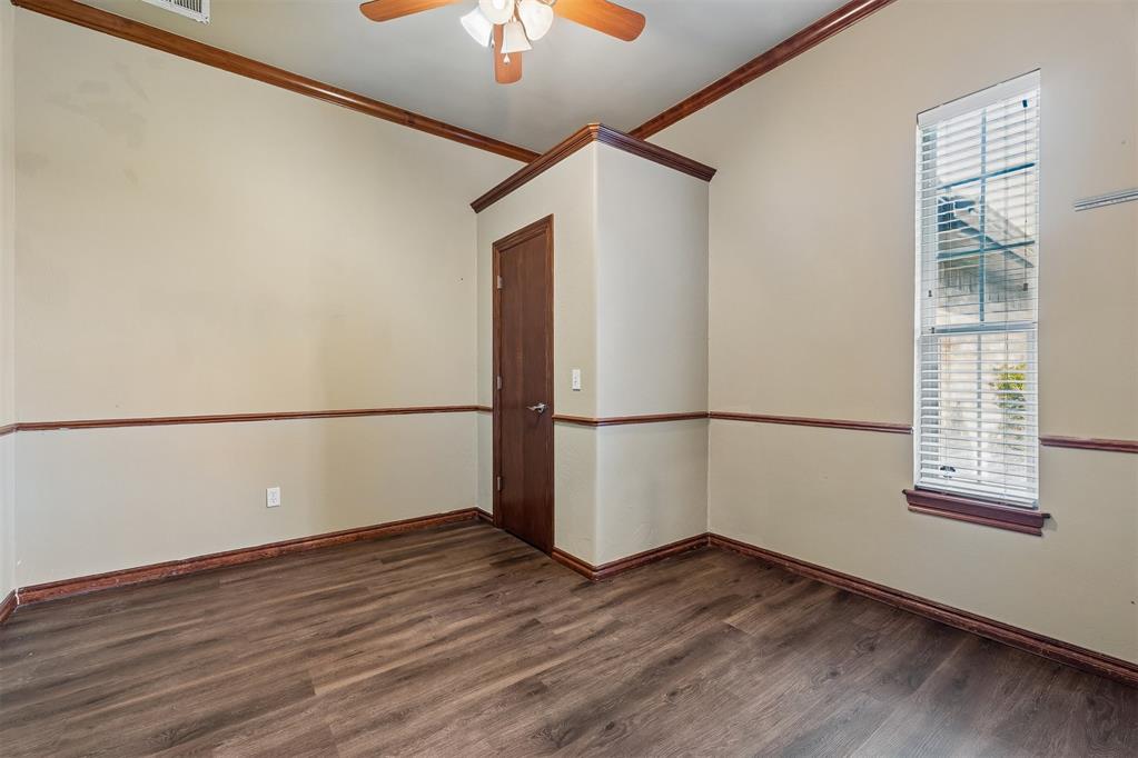 6109 Callahan Way Property Photo 10