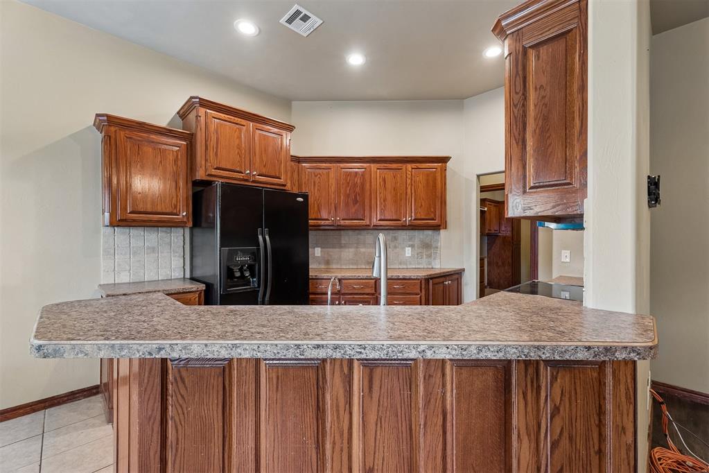 6109 Callahan Way Property Photo 18