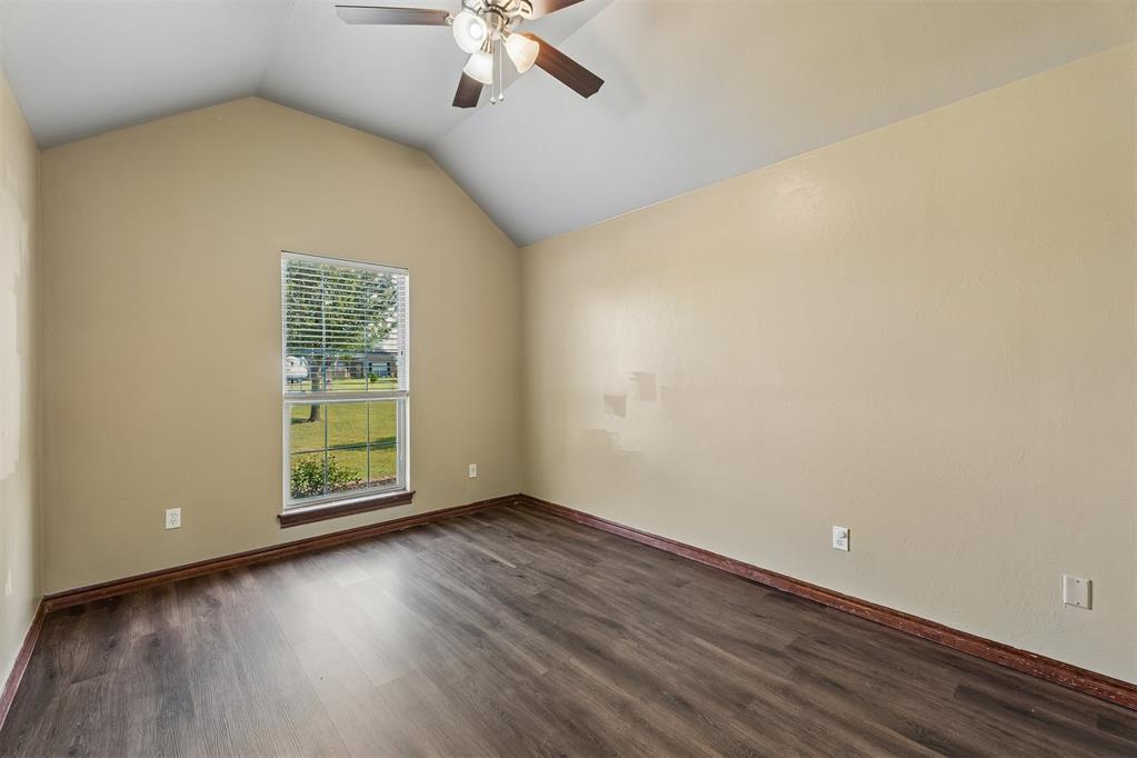 6109 Callahan Way Property Photo 22