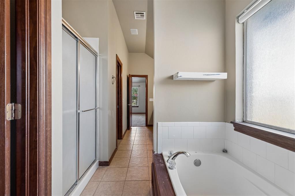 6109 Callahan Way Property Photo 32