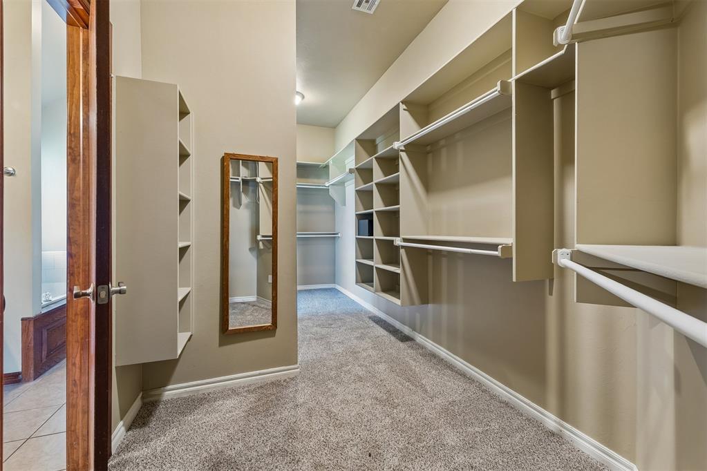 6109 Callahan Way Property Photo 36