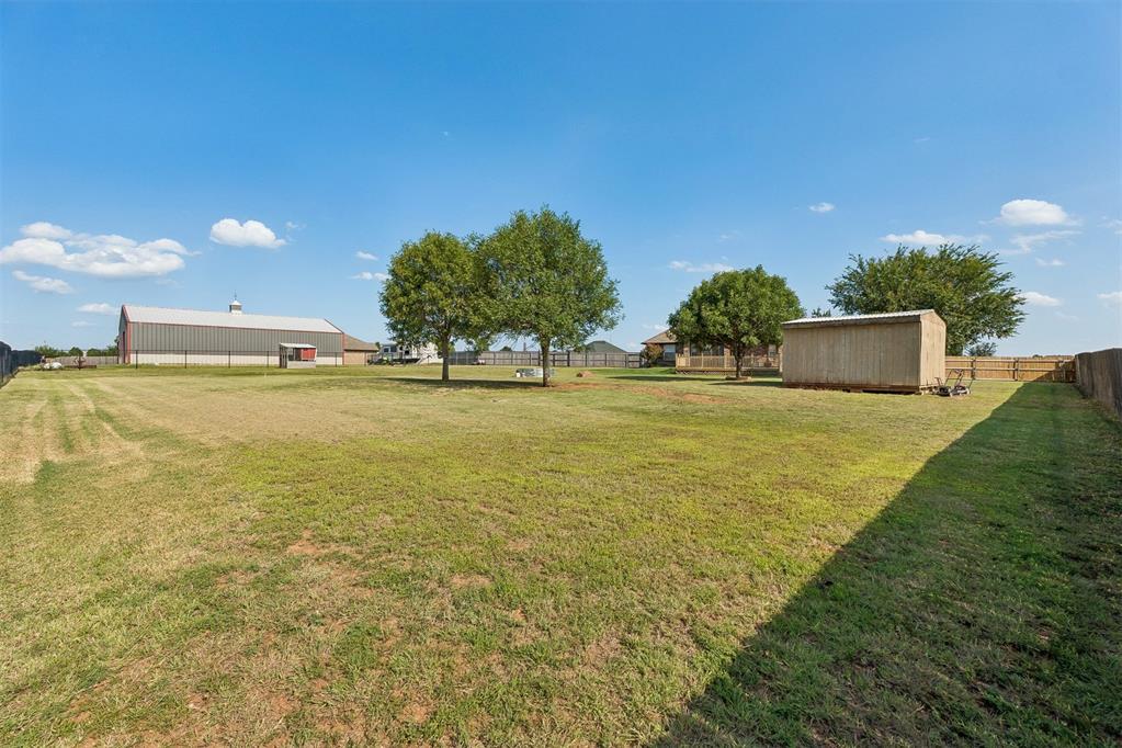 6109 Callahan Way Property Photo 44