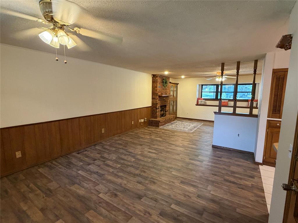 808 N Burns Street Property Photo 5