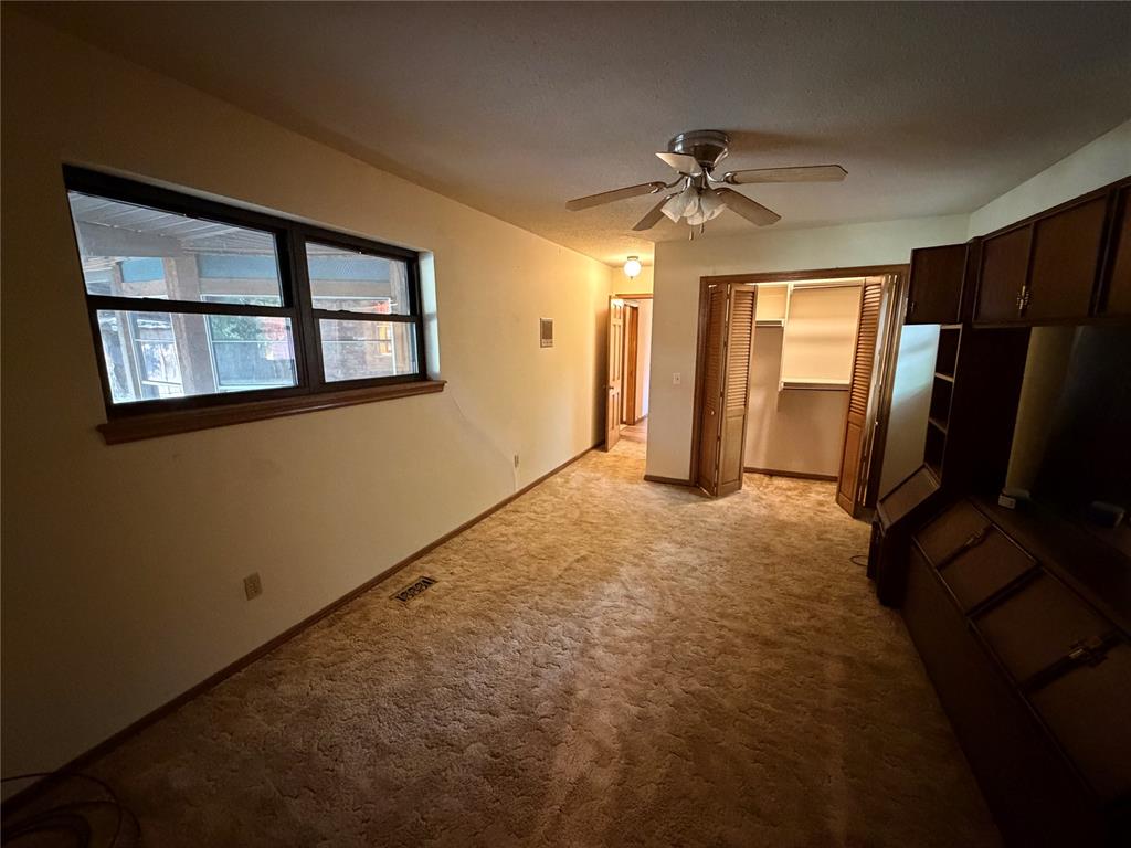 808 N Burns Street Property Photo 18