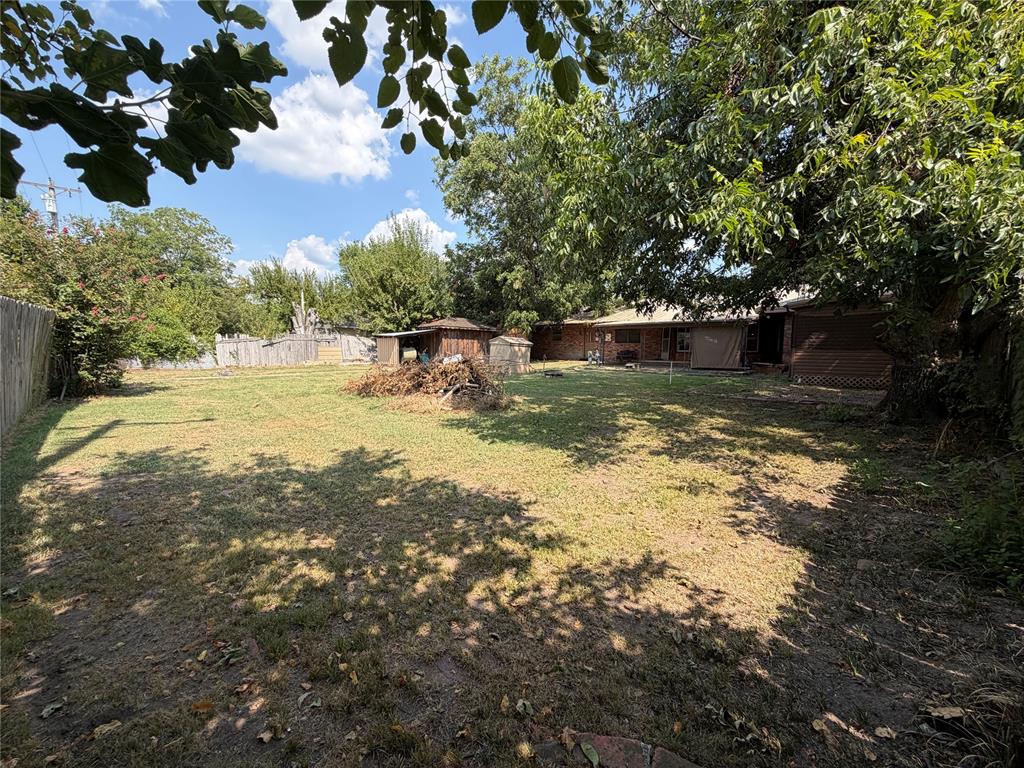 808 N Burns Street Property Photo 36