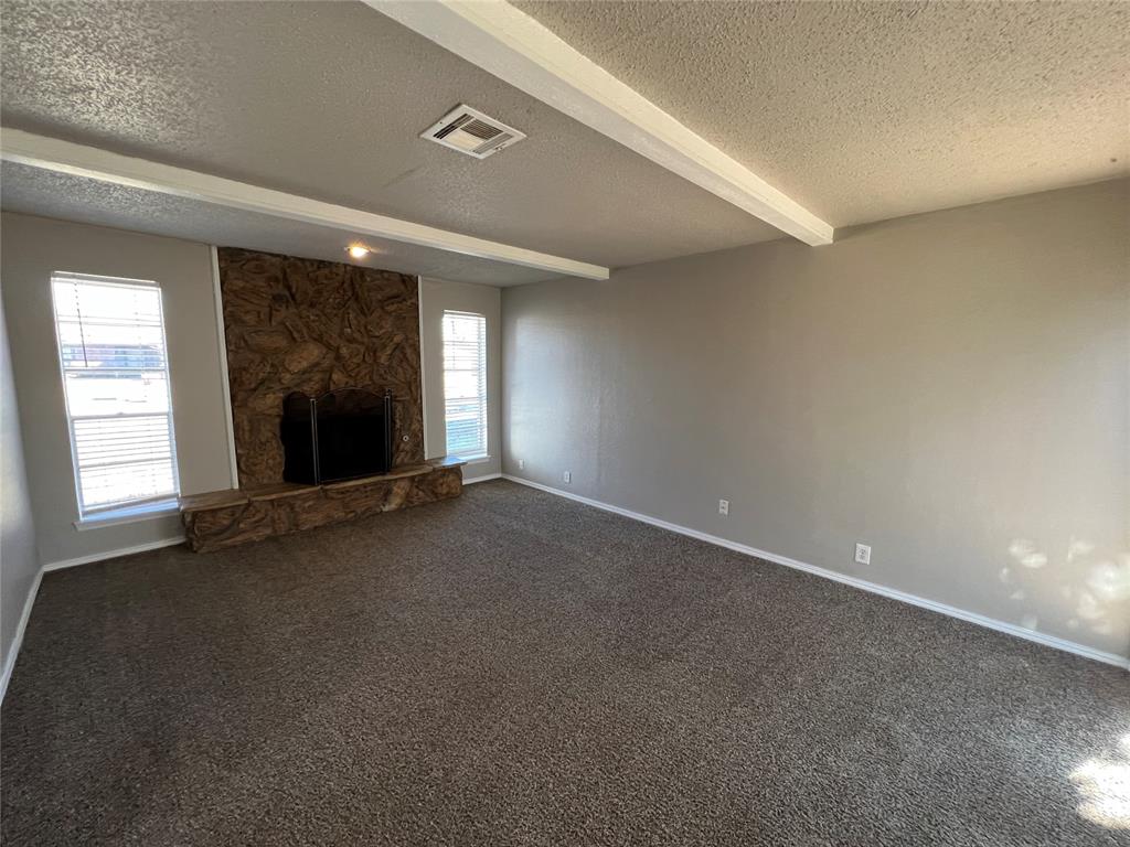 1017 S Neptune Street Property Photo 9