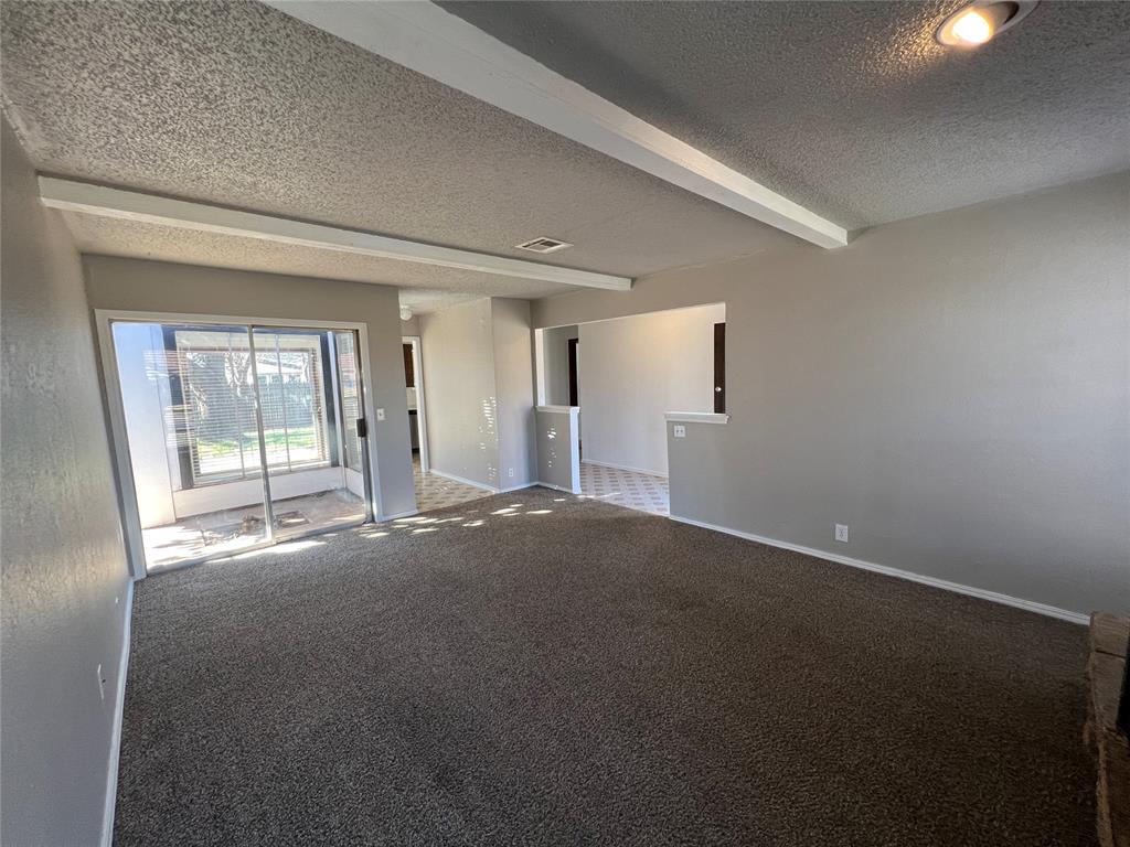 1017 S Neptune Street Property Photo 11