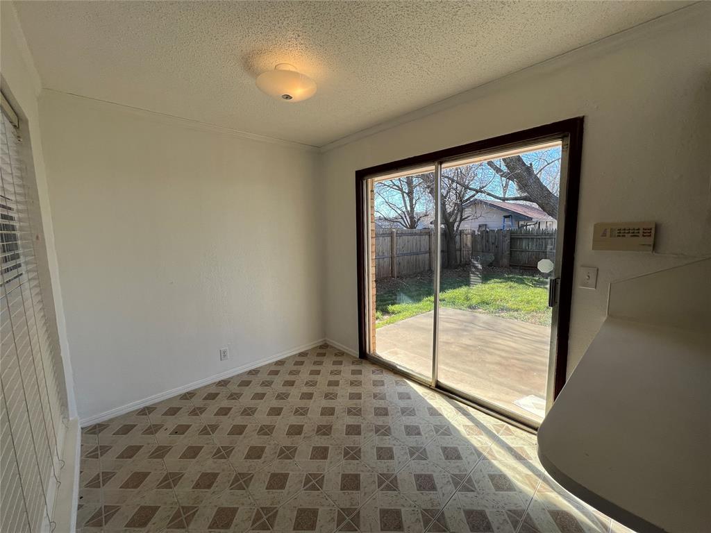 1017 S Neptune Street Property Photo 13
