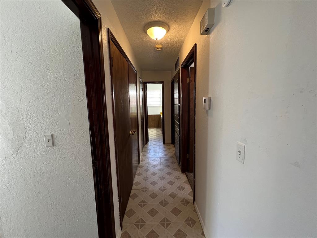 1017 S Neptune Street Property Photo 21