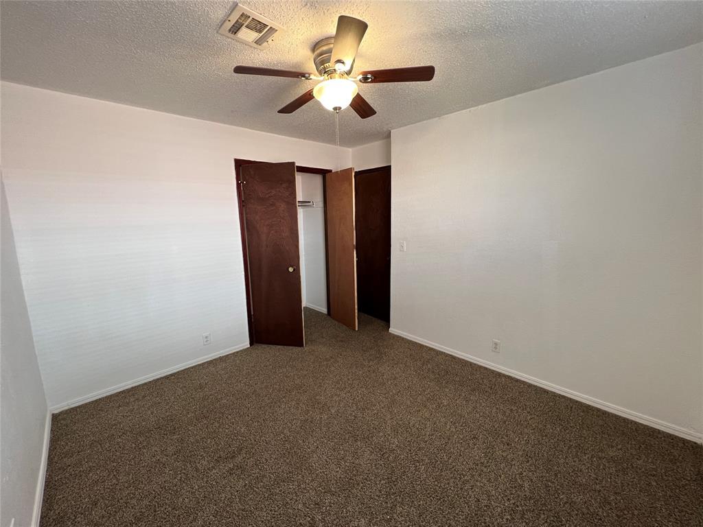 1017 S Neptune Street Property Photo 28