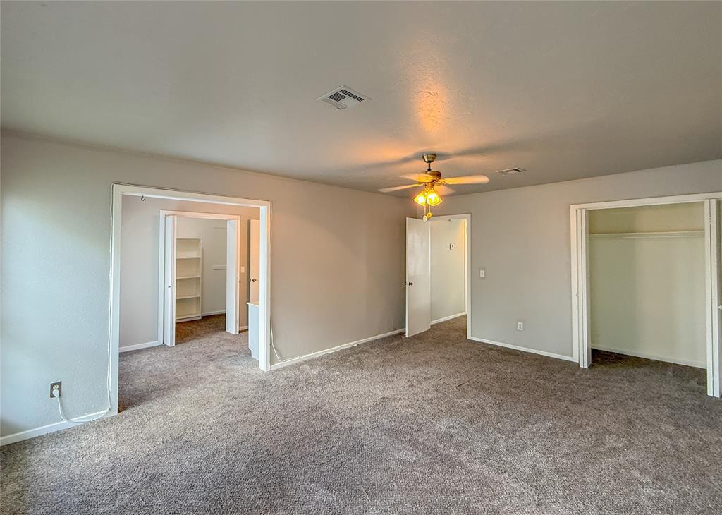 12021 Hawthorne Lane Property Photo 1
