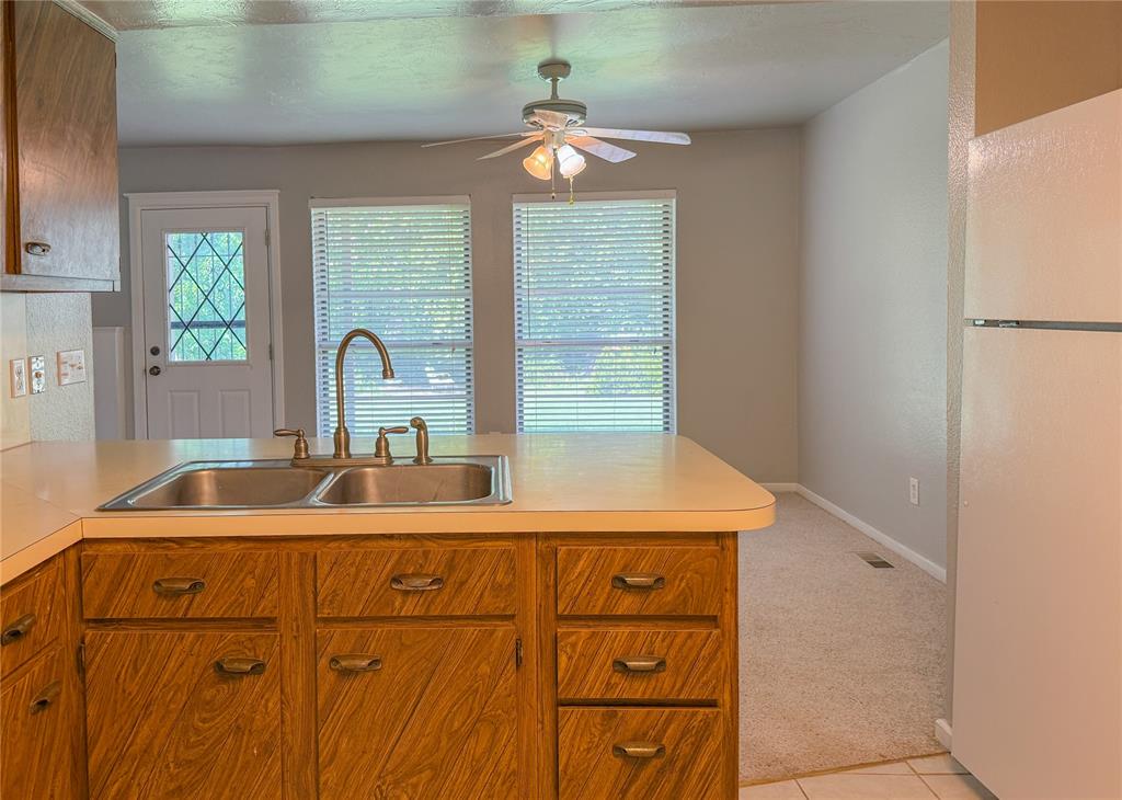 12021 Hawthorne Lane Property Photo 10