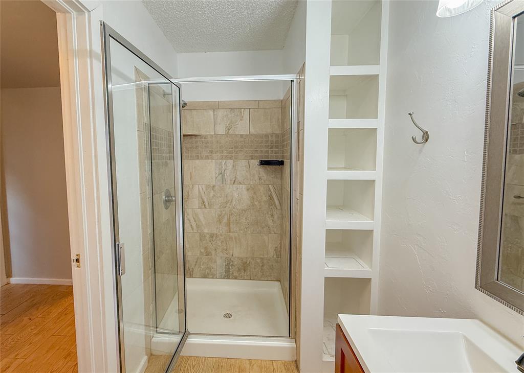 12021 Hawthorne Lane Property Photo 15