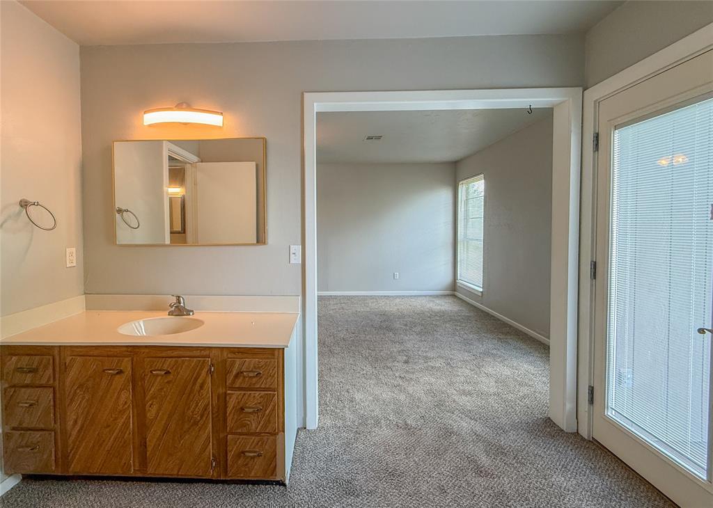 12021 Hawthorne Lane Property Photo 22