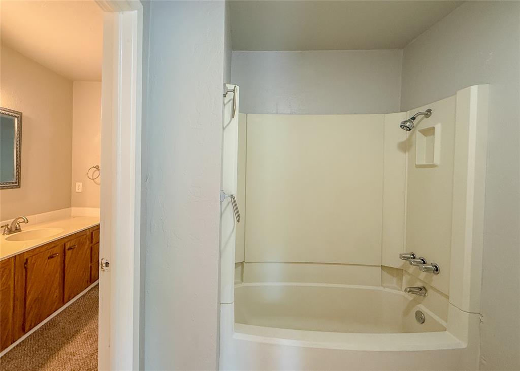 12021 Hawthorne Lane Property Photo 26