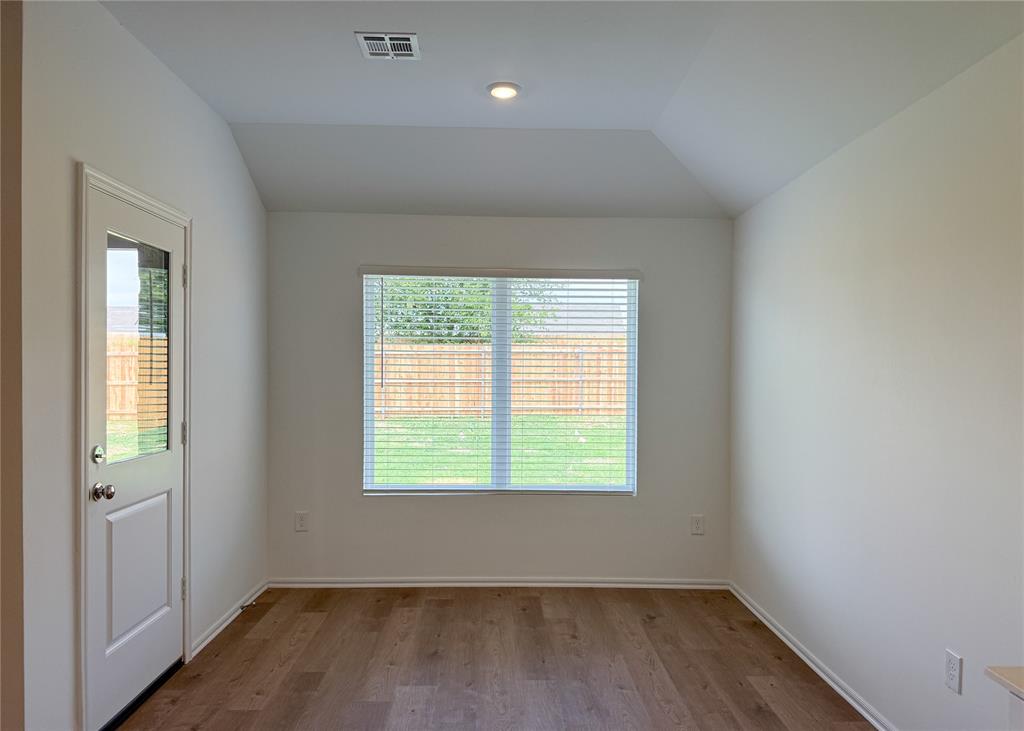 16309 Harvester Drive Property Photo 9