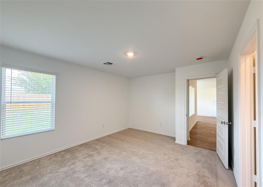 16309 Harvester Drive Property Photo 10