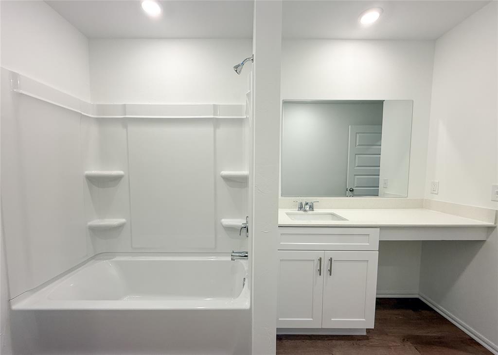 16309 Harvester Drive Property Photo 22
