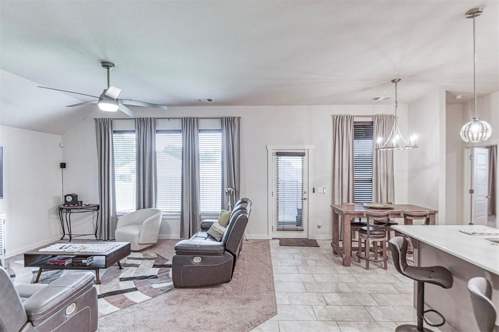 516 Ne 23rd Avenue Property Photo 12