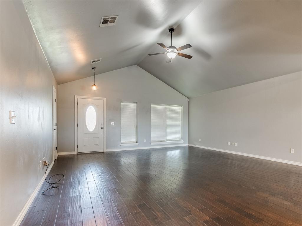 705 Sw 11th Street St Property Photo 8