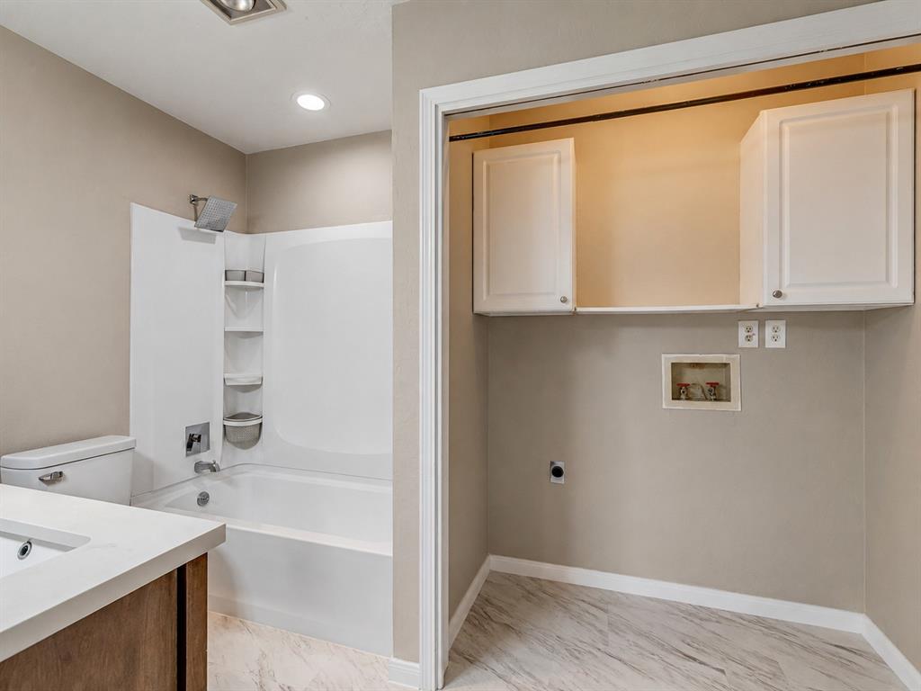 1209 Park Avenue Property Photo 19
