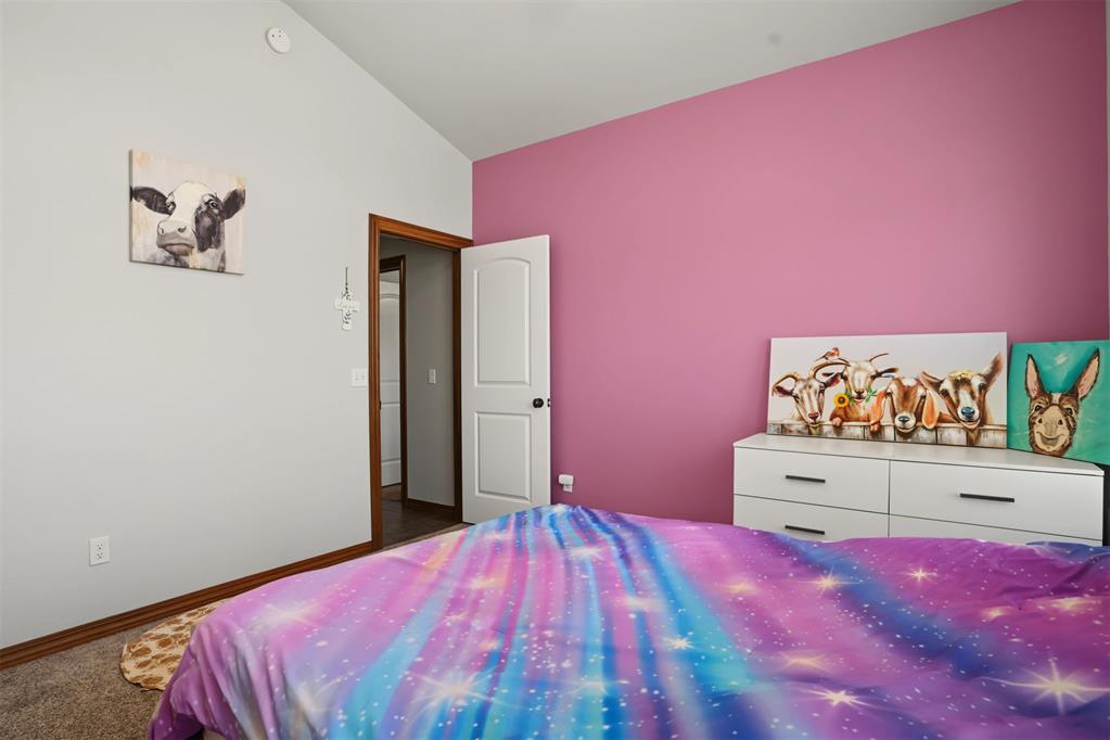 2827 Deer Run Property Photo 22